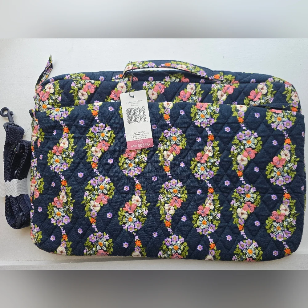 Vera Bradley Cotton Laptop Crossbody - Navy (Paisley Rain) *NEW*